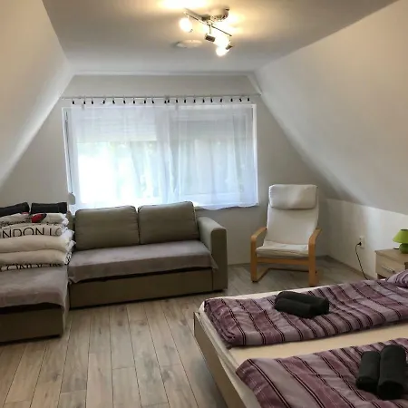 Bendeguz Vendeghaz 펜션